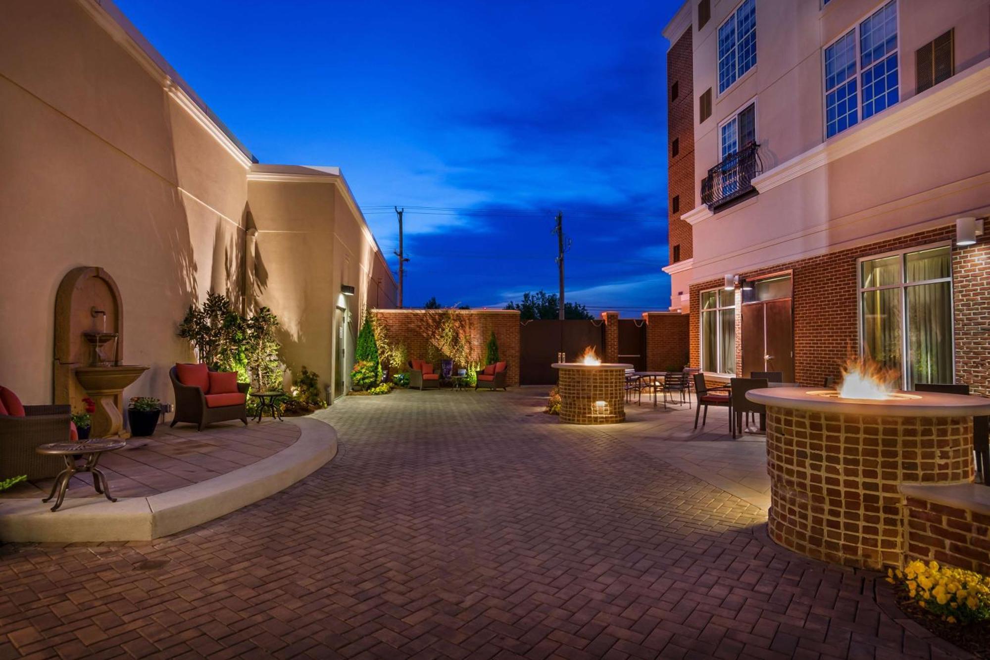 Hyatt Place Fredericksburg At Mary Washington Exteriör bild