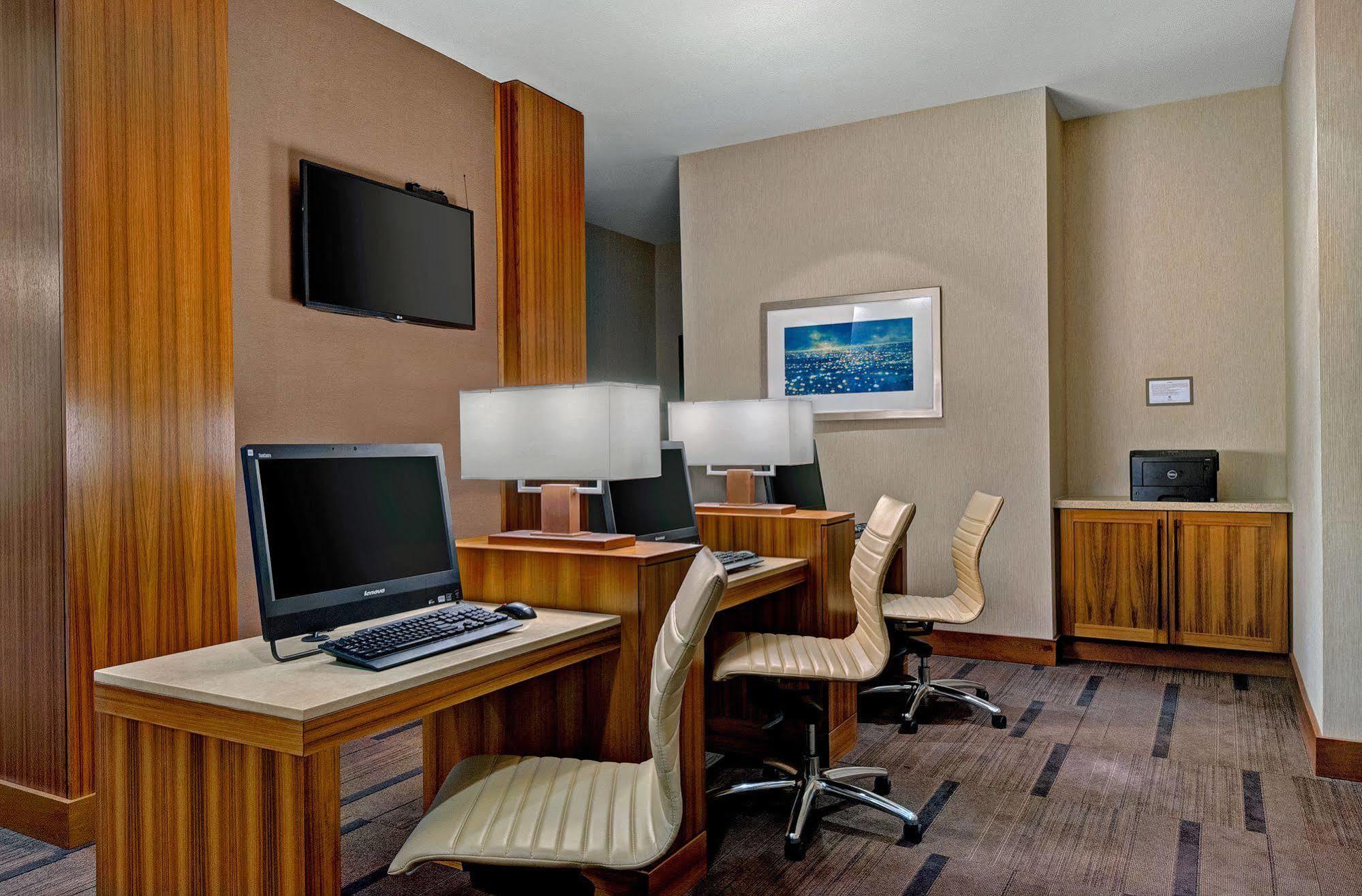 Hyatt Place Fredericksburg At Mary Washington Exteriör bild